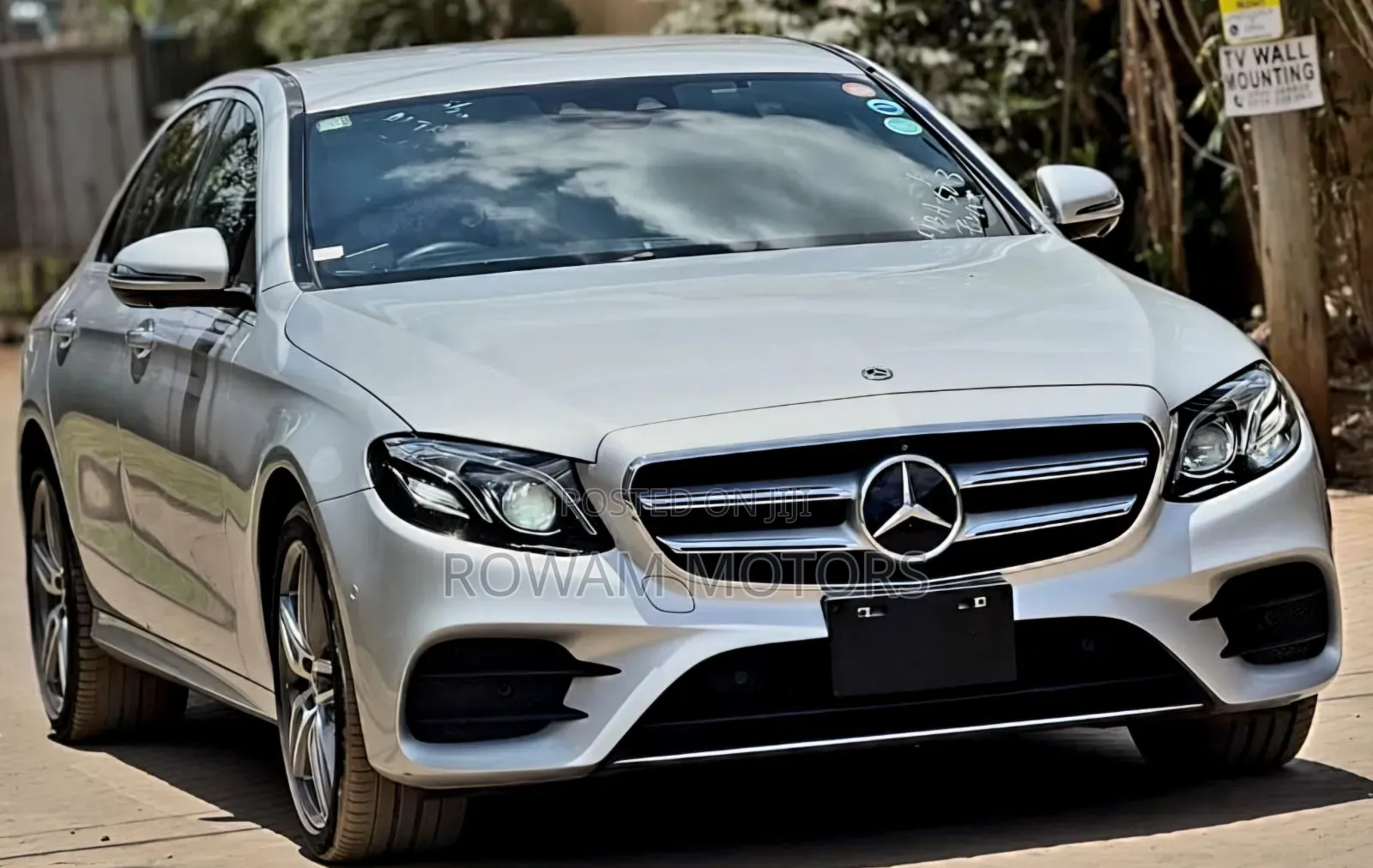Mercedes-Benz E200 2019 Silver
