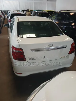 Toyota Axio 2019 Silver