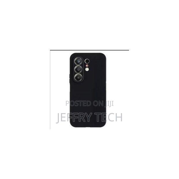 Tecno Camon 50 Pro Silicone Case Black - thumbnail 2