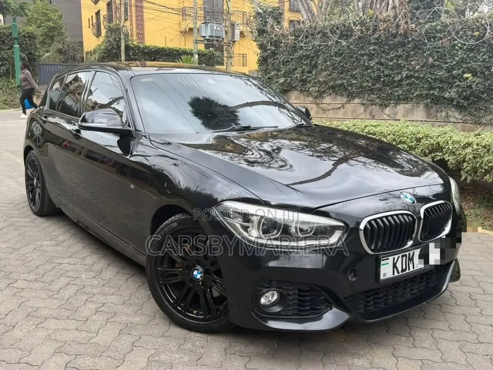 BMW 118i 2016 Black