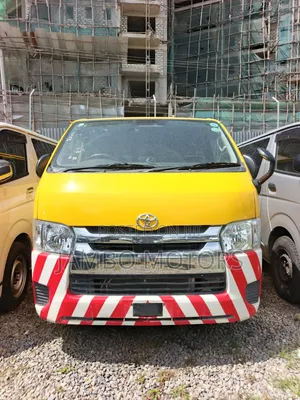 Toyota HiAce 2020 Yellow