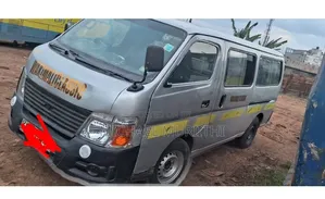 Nissan Caravan (Urvan) 2008 Silver