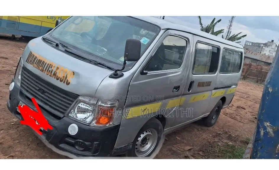 Nissan Caravan (Urvan) 2008 Silver