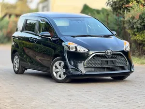 Toyota Sienta 1.5 FWD 2019 Black