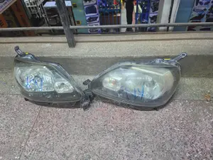 Toyota Porte 2012-2018 Xenon Headlights