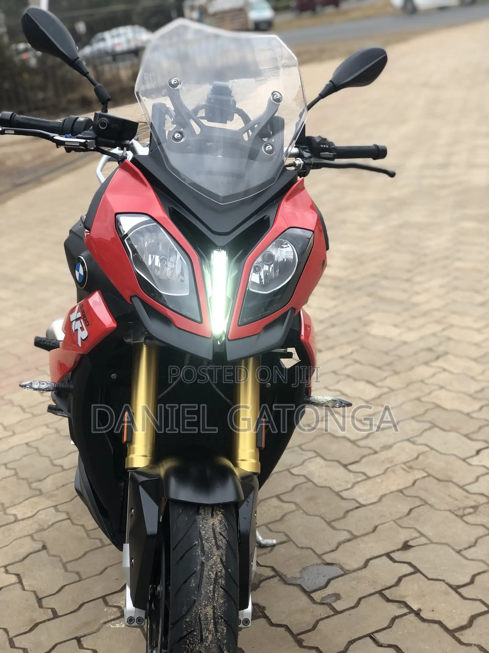 BMW S 1000 XR 2019 Red