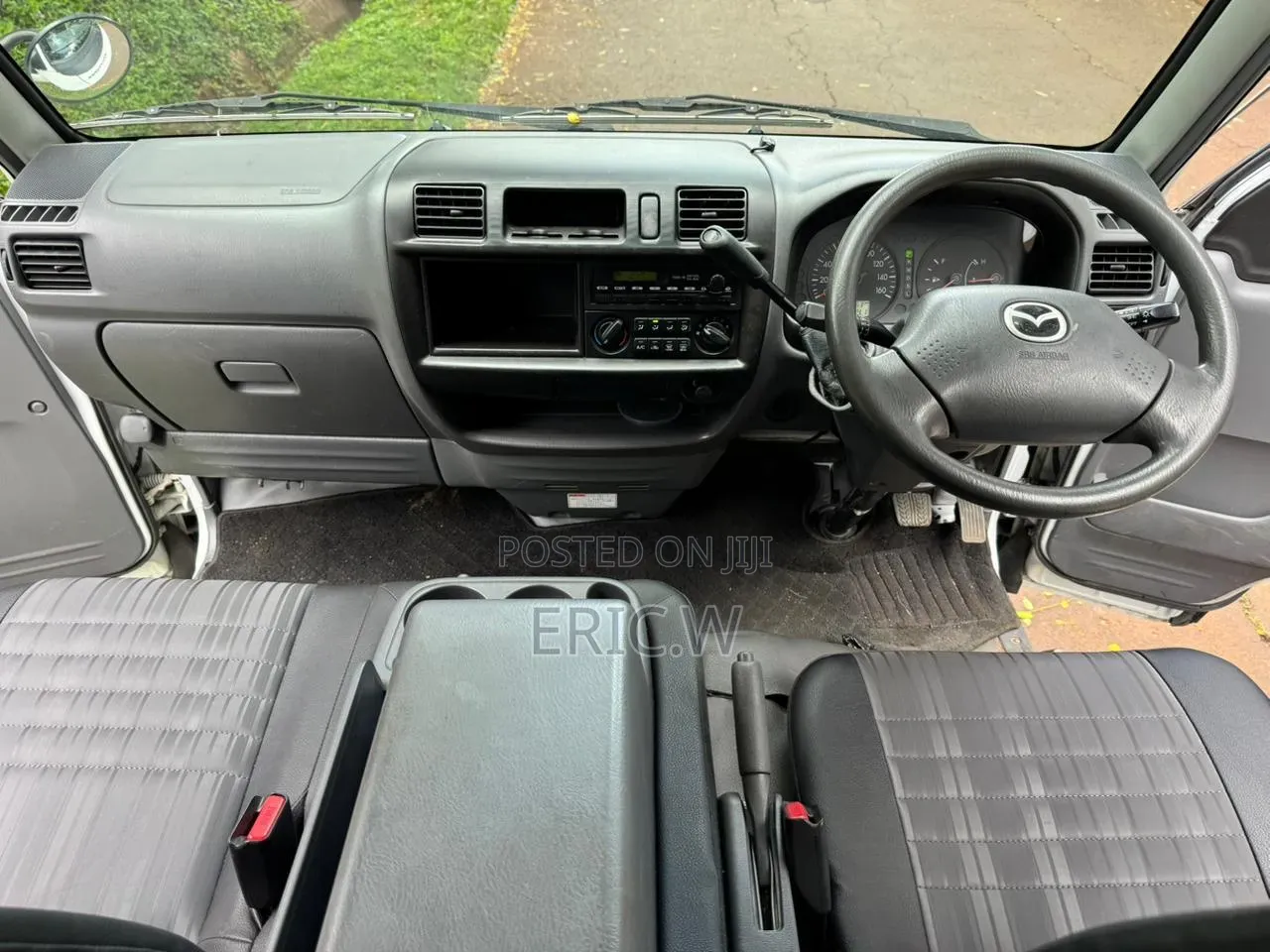 Mazda B 2018 White