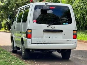 Mazda B 2018 White