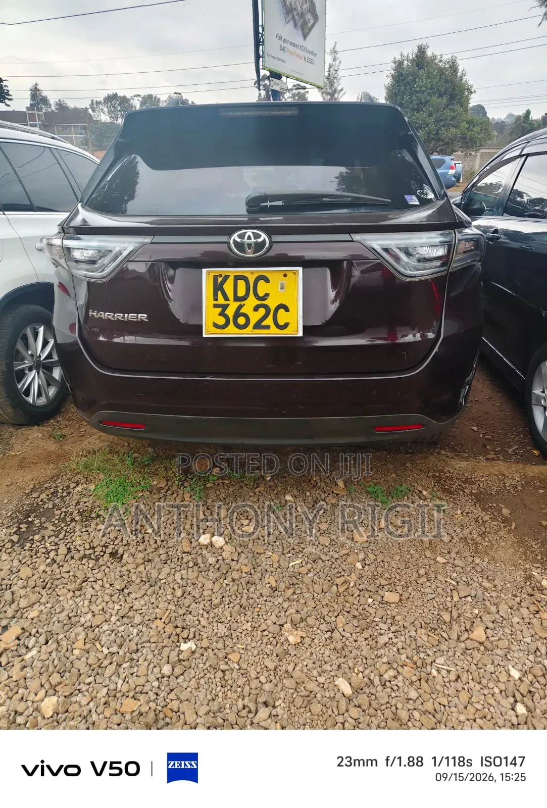 Toyota Harrier 2.0 2014 Burgundy
