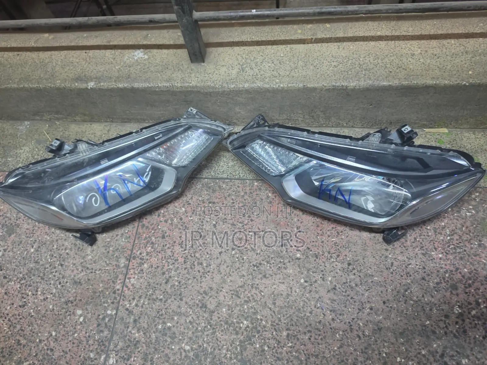 Honda Fit 2013-2017 Non Xenon Headlights