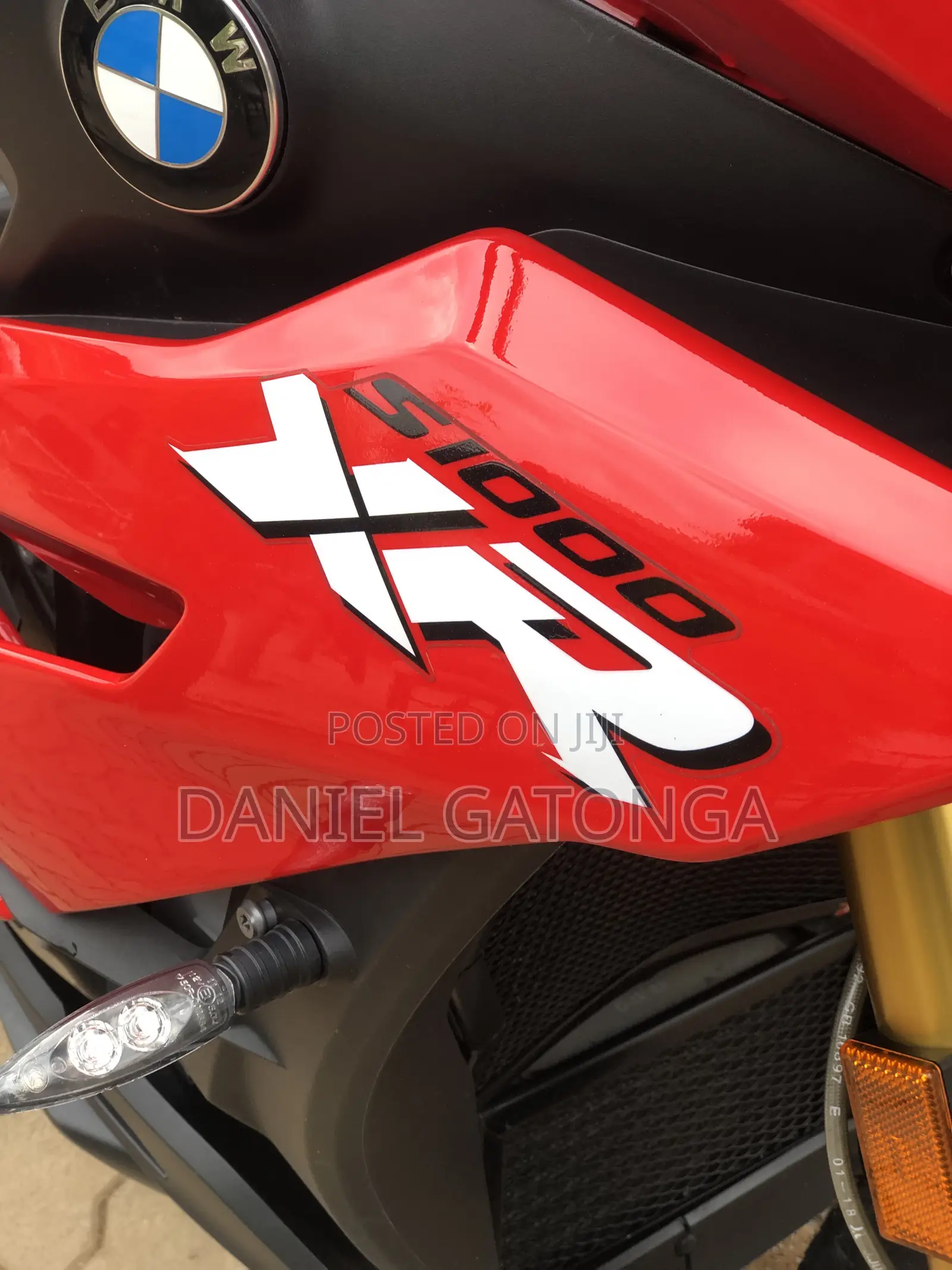 BMW S 1000 XR 2019 Red