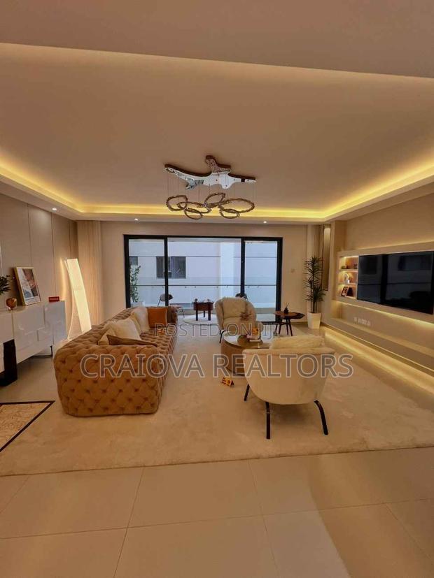 3bdrm Apartment in Hurlingham for sale