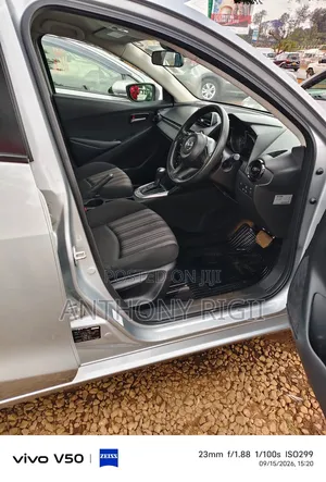 Mazda Demio 2018 Silver
