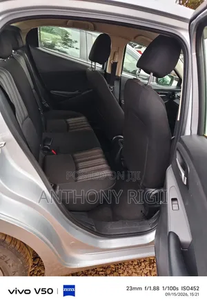 Mazda Demio 2018 Silver