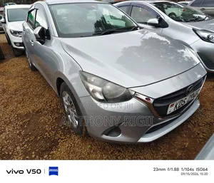 Mazda Demio 2018 Silver