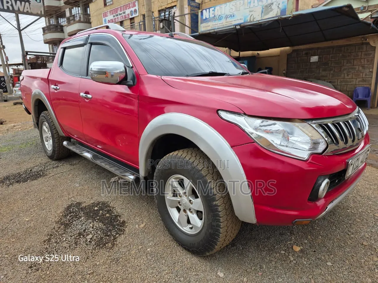 Mitsubishi L200 Double Cab 2.4 181hp 4WD 2017 Red
