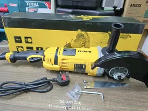 Heavy Duty DeWALT 9" Inch (230mm) Angle Grinder With Accessories