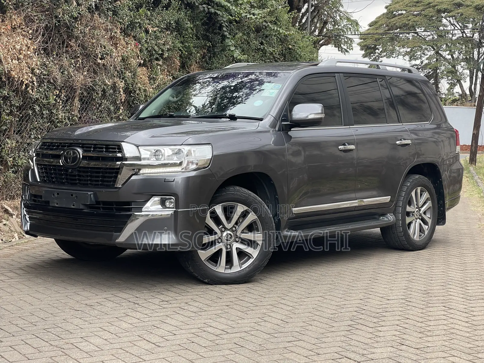 Toyota Land Cruiser 2021 Gray