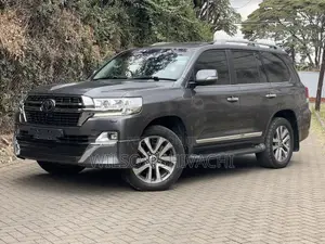 Toyota Land Cruiser 2021 Gray