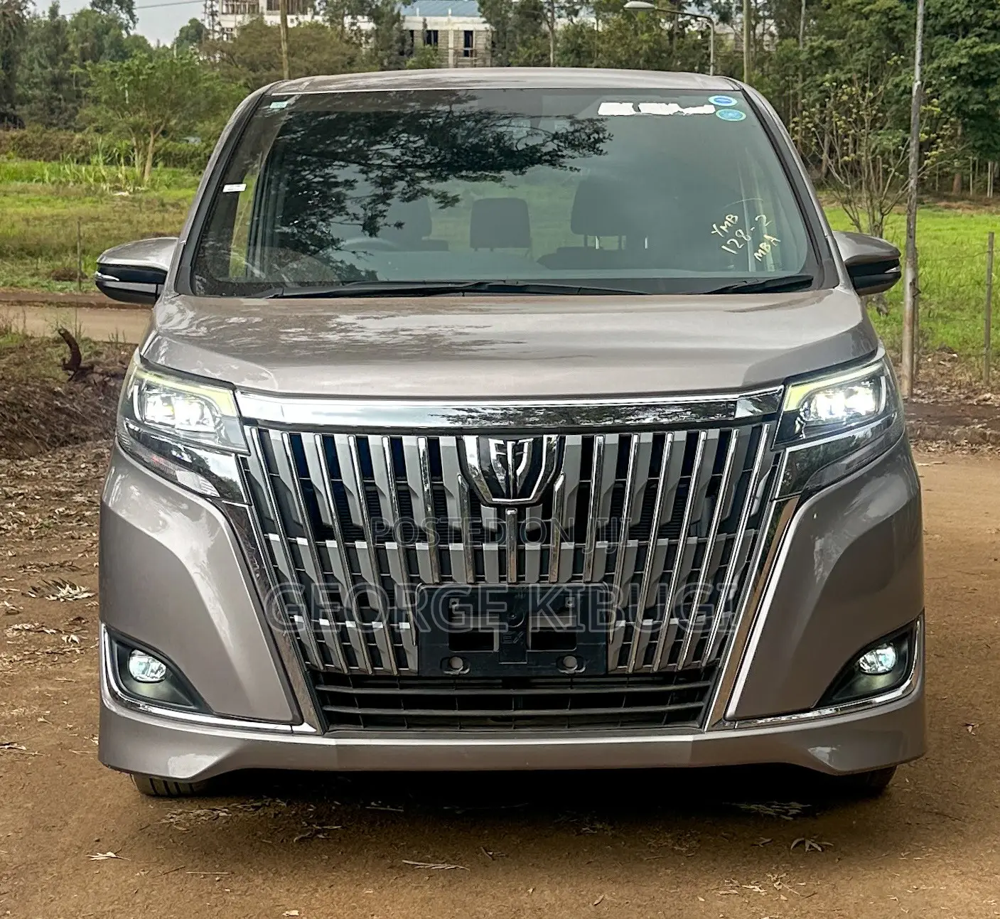 Toyota Noah 2018 Brown