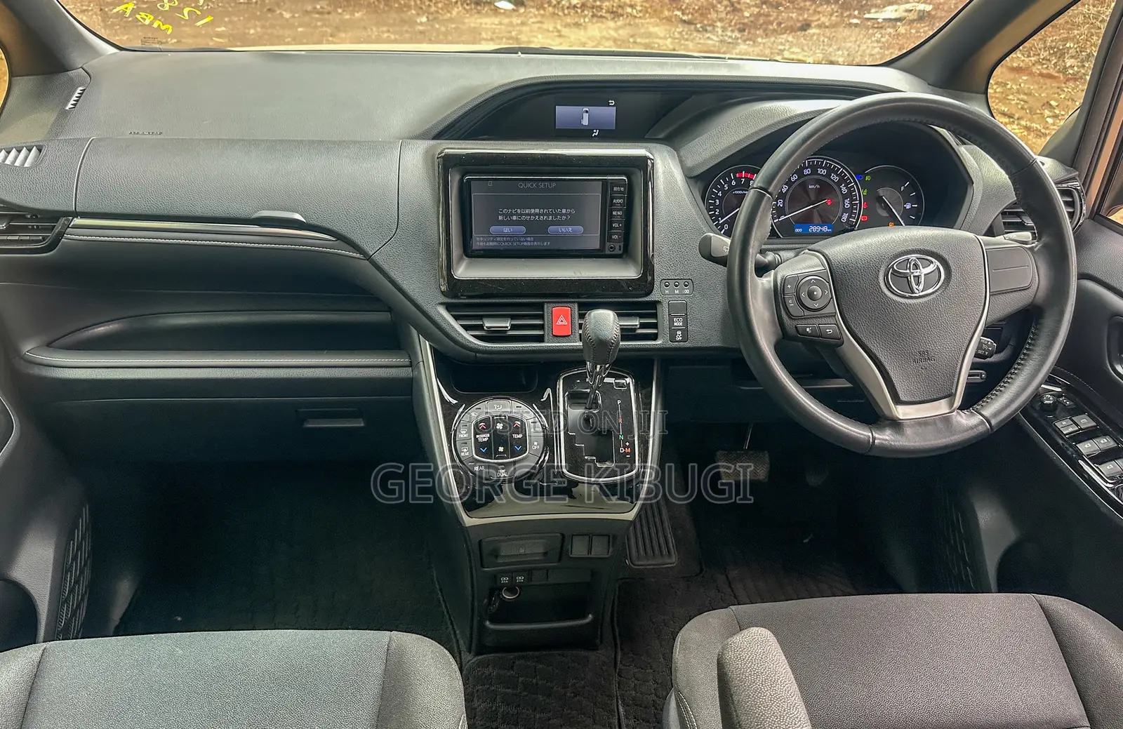 Toyota Noah 2018 Brown