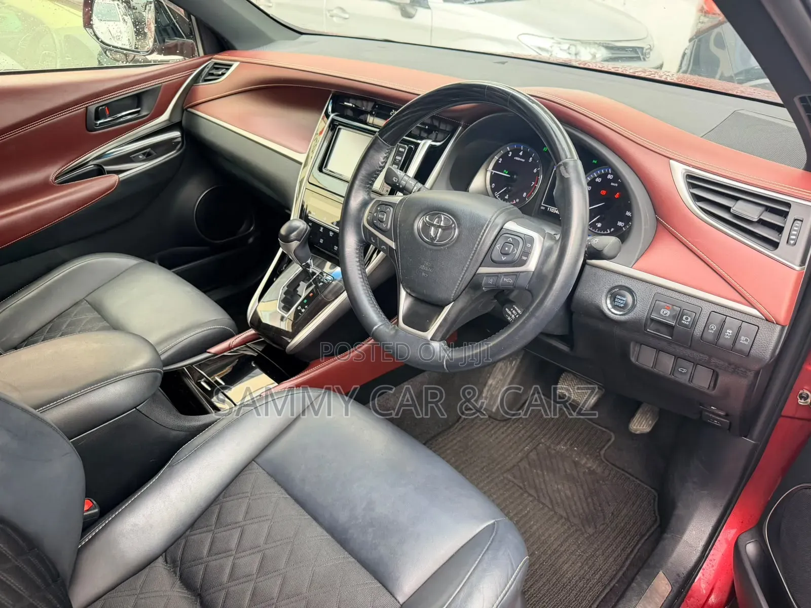 Toyota Harrier 2019 Maroon