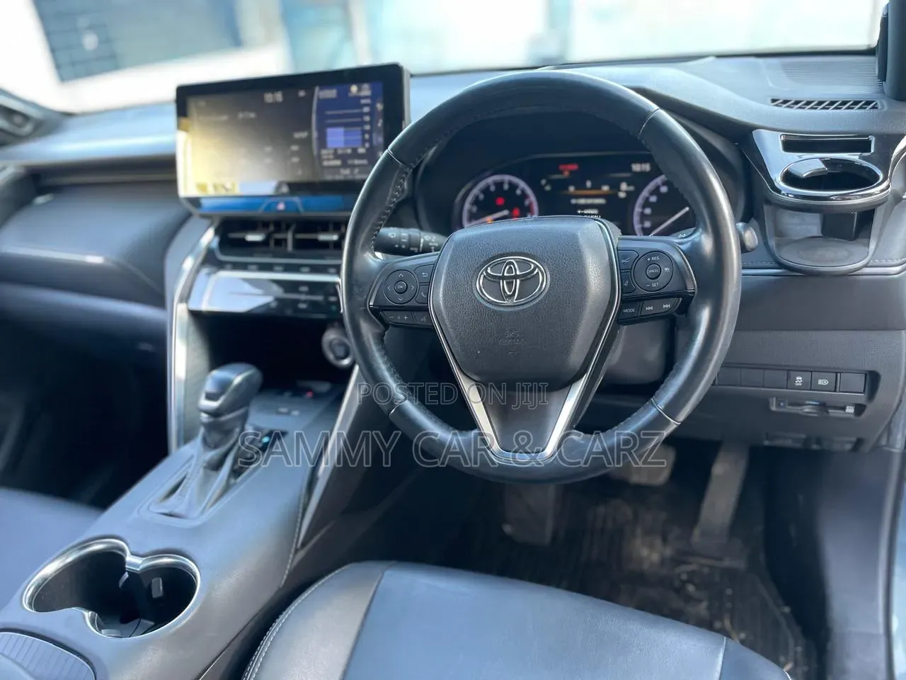 Toyota Harrier 2021 Gray