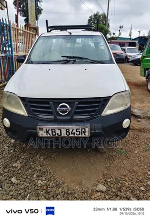 Nissan NP200 2011 White