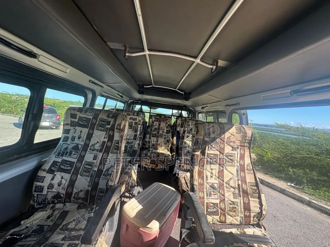 Toyota HiAce 2015 Silver
