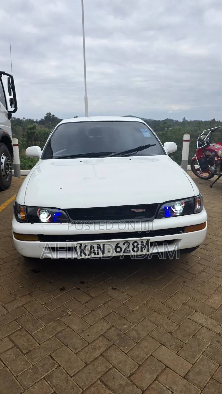 Toyota Corolla 1992 White