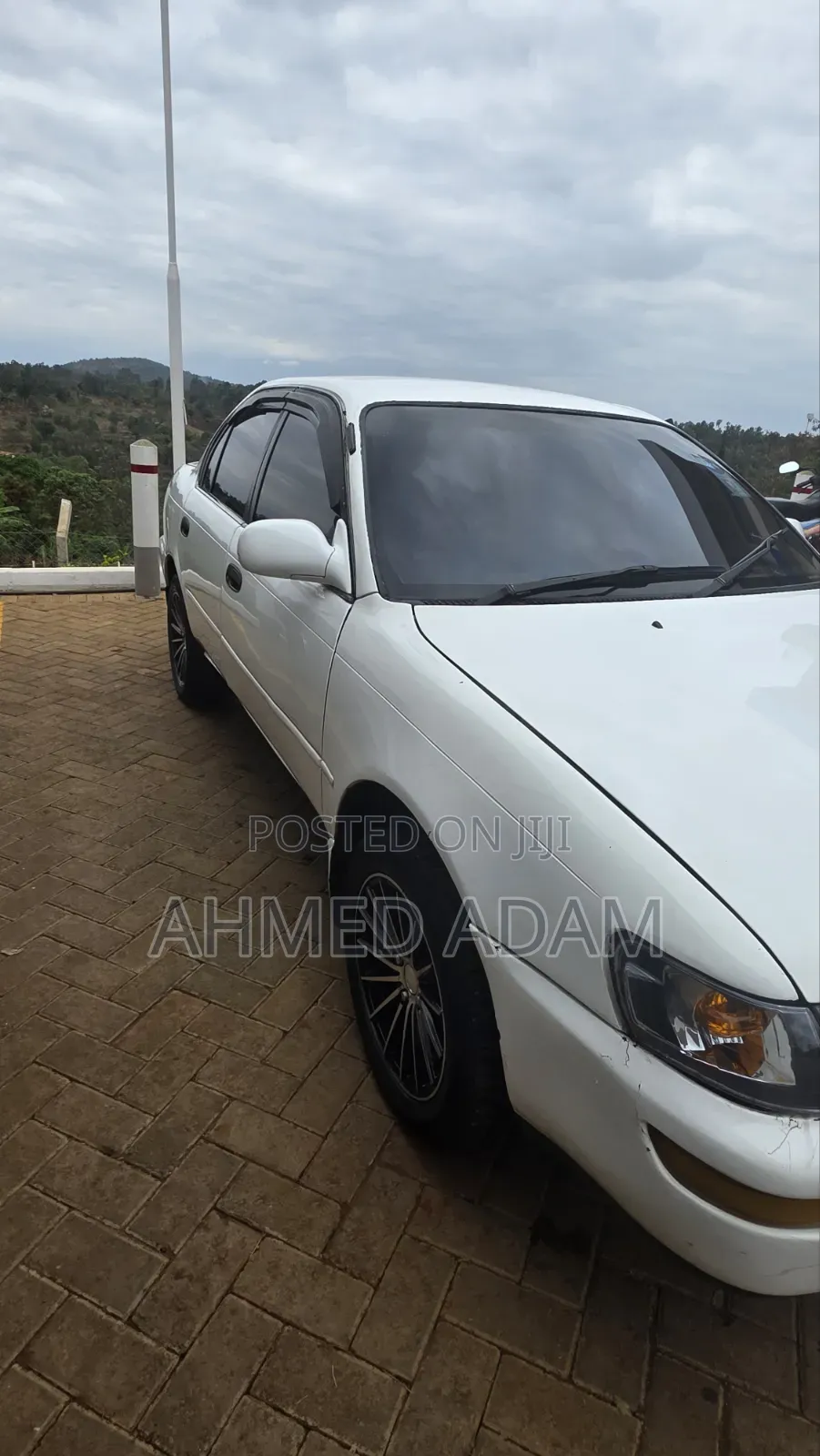 Toyota Corolla 1992 White