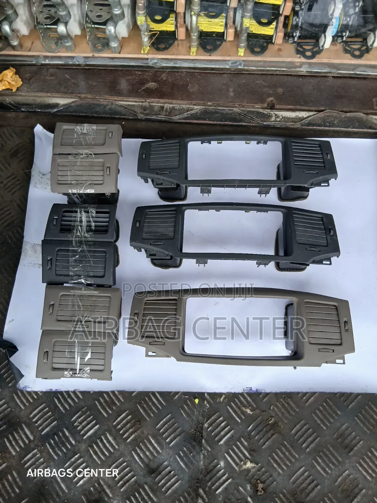 Nze 2005 (Boot Light) Dashboard AC Vents