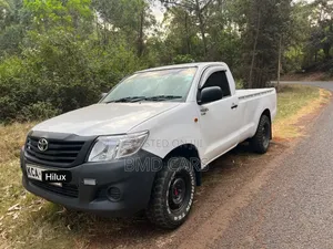 Toyota Hilux 2.5 D-4D SRX 2008 White