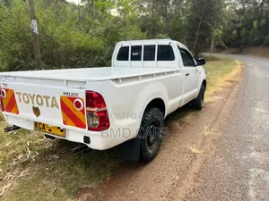 Toyota Hilux 2.5 D-4D SRX 2008 White