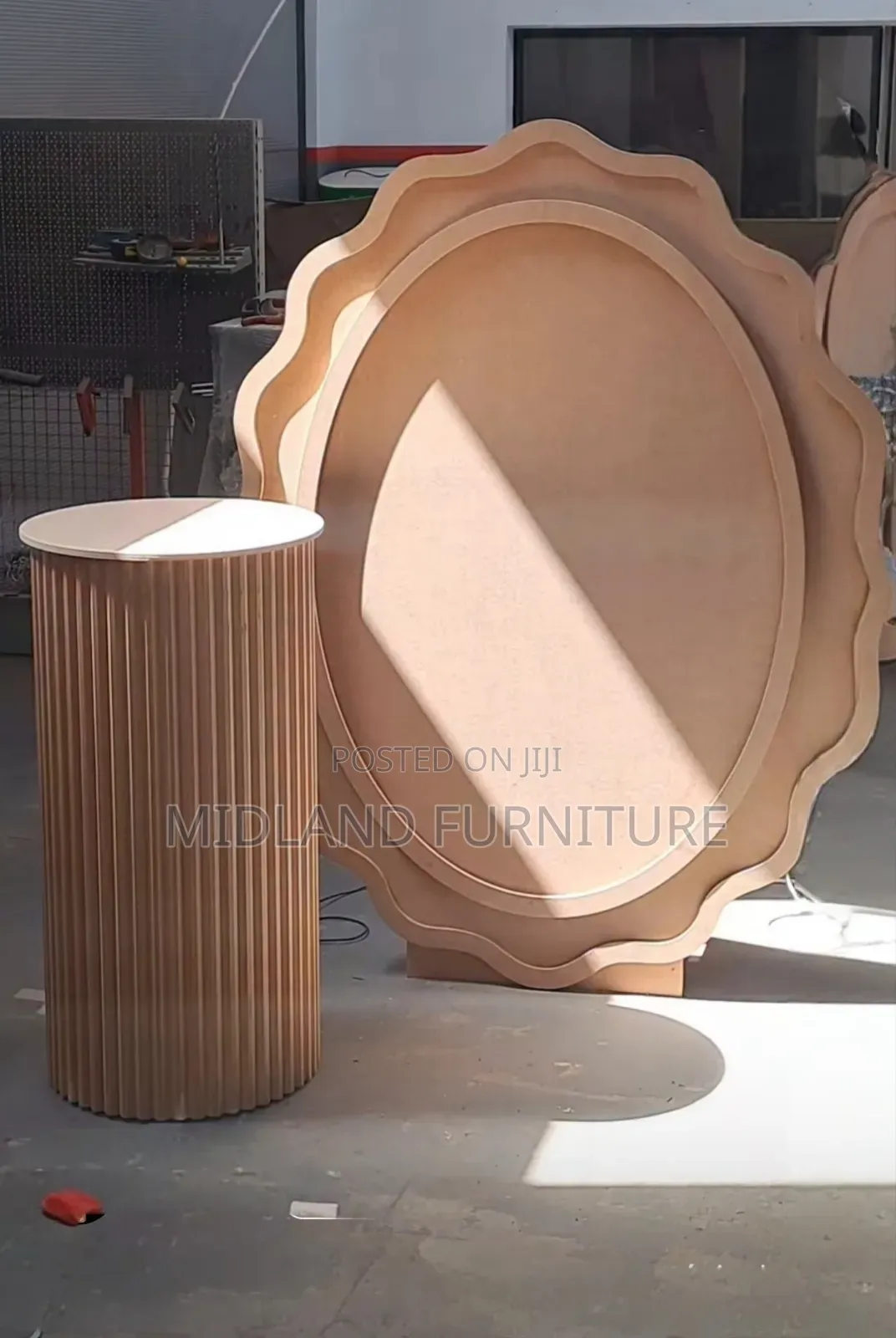 CNC Backdrop and Divider Cutting and Grooving Services