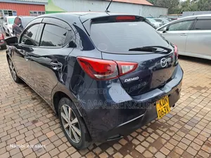 Mazda Demio 2016 Blue