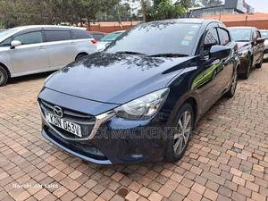 Mazda Demio 2016 Blue