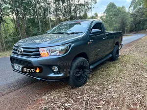 Toyota Hilux Revo Single Cab Deisel 2.4 RWD 2017 Gray