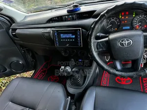 Toyota Hilux Revo Single Cab Deisel 2.4 RWD 2017 Gray