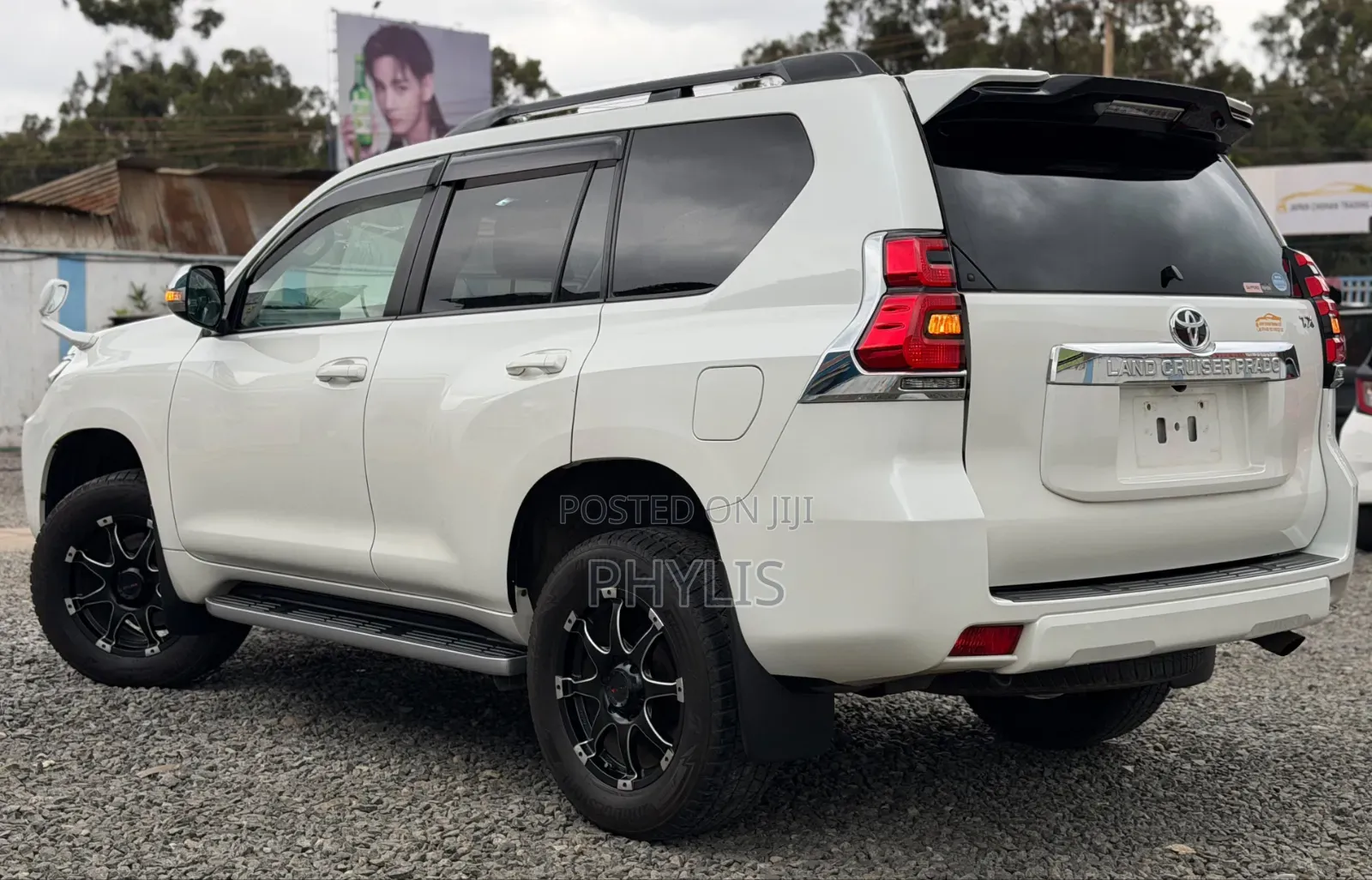 Toyota Land Cruiser Prado 2.7 2019 White