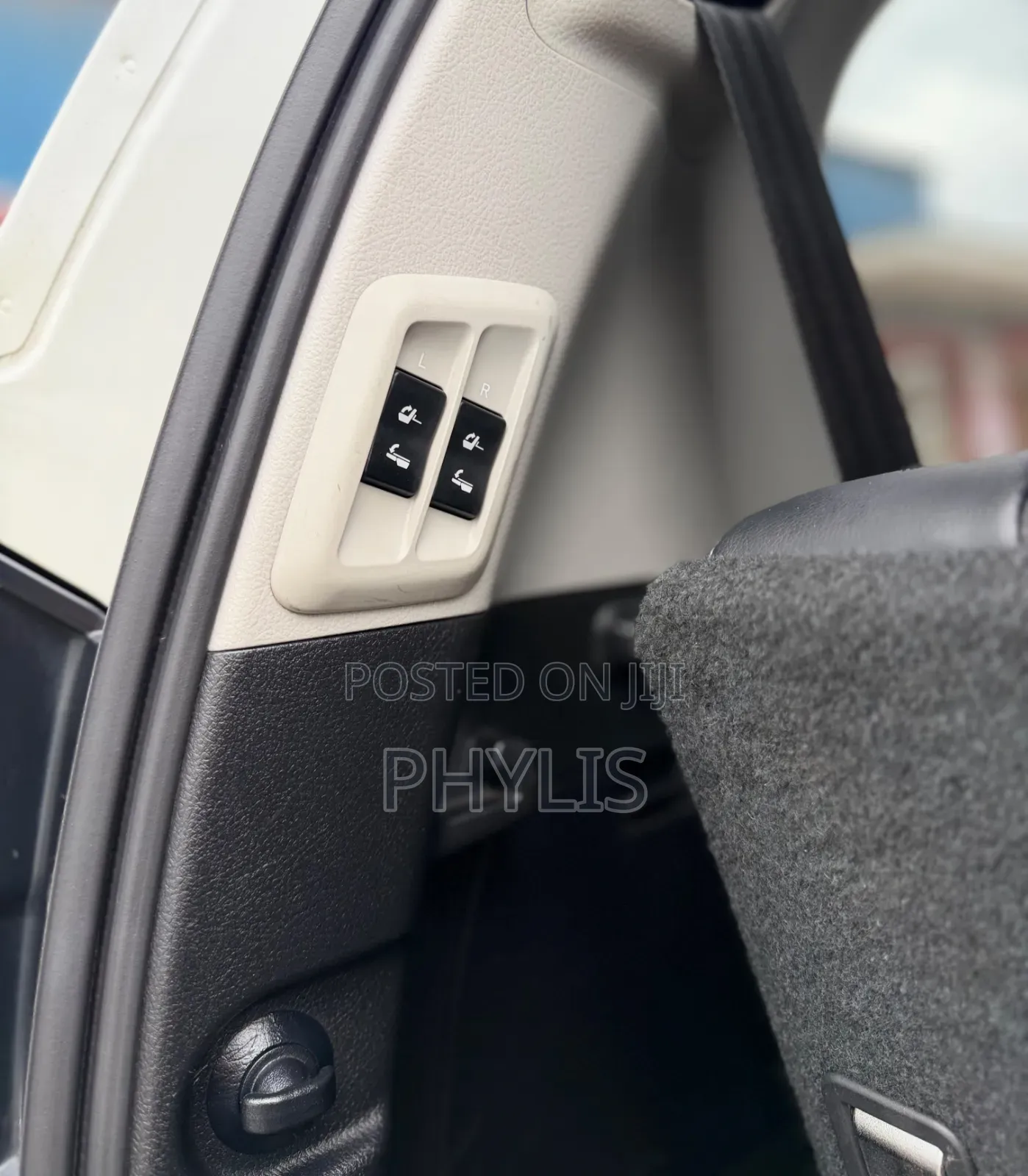 Toyota Land Cruiser Prado 2.7 2019 White