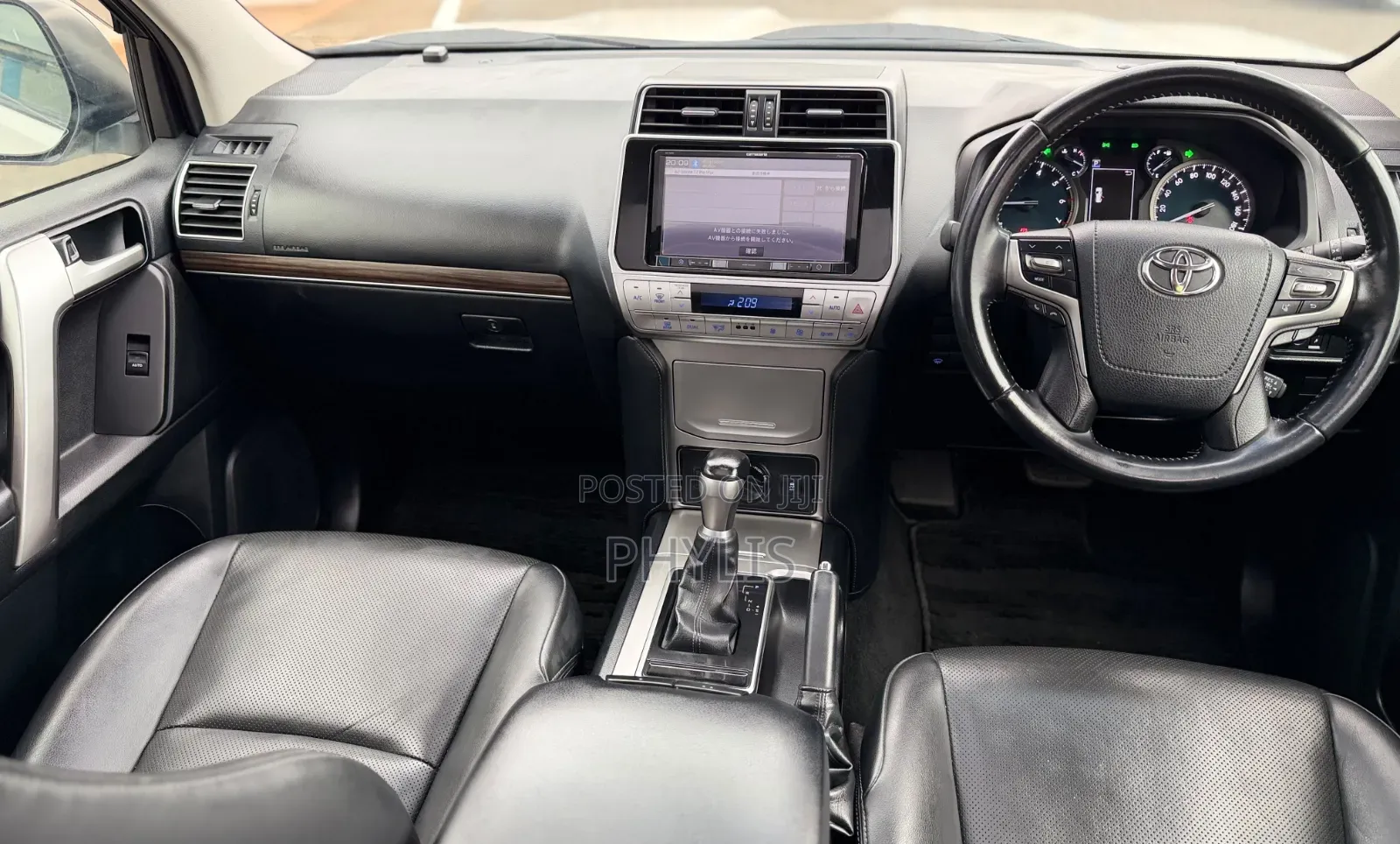 Toyota Land Cruiser Prado 2.7 2019 White