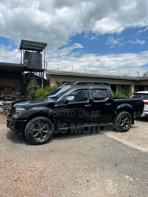 Nissan Navara 2008 Black