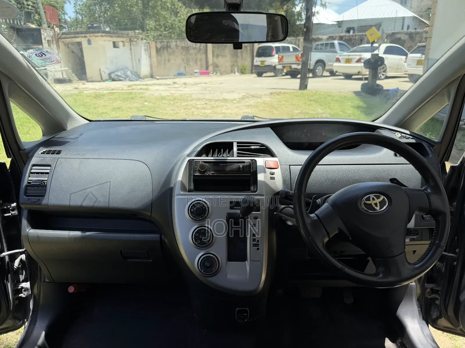 Toyota Ractis 2009 Black