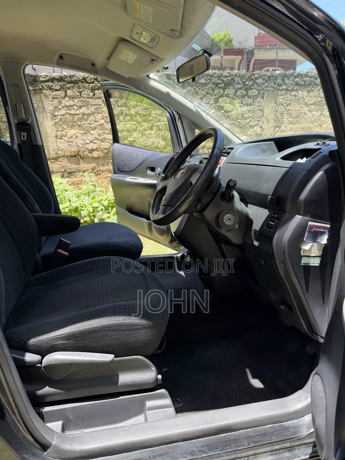 Toyota Ractis 2009 Black