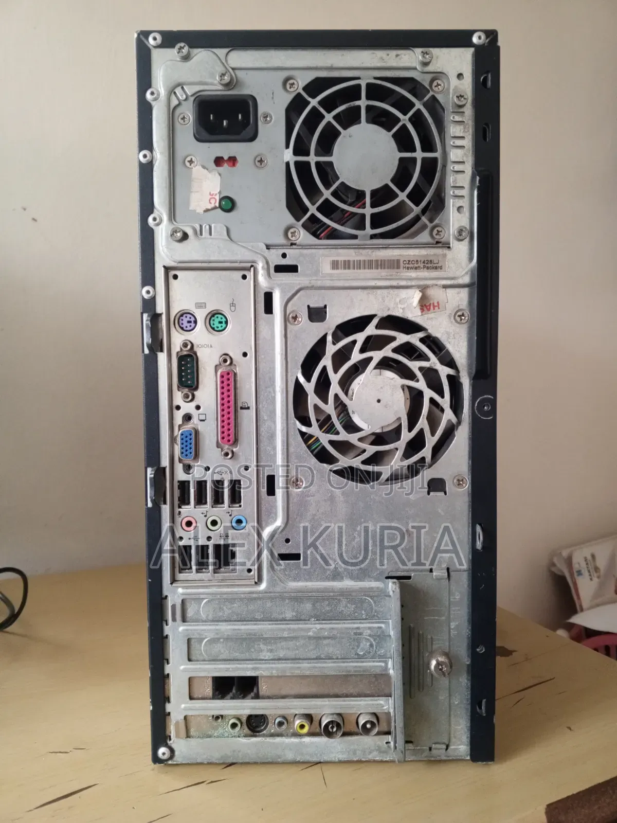 Desktop Computer HP 2GB Intel Pentium HDD 40GB