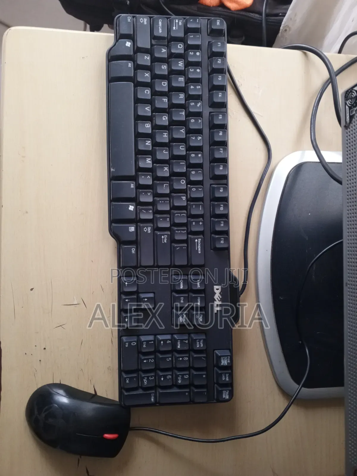 Desktop Computer HP 2GB Intel Pentium HDD 40GB