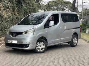 Nissan NV200 2011 Silver