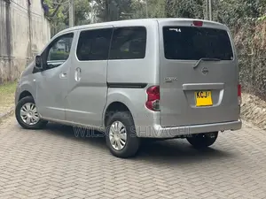 Nissan NV200 2011 Silver