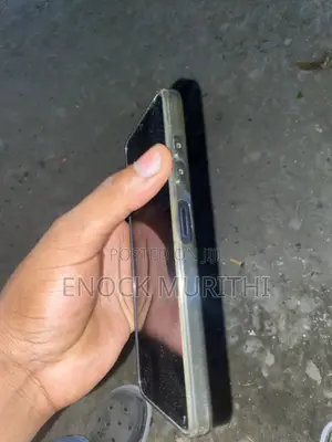 Neon Ultra 2 64 GB Black